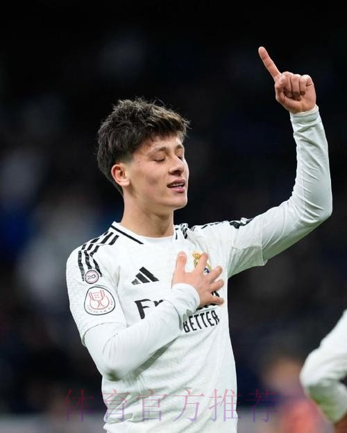 居莱尔:没考虑离开 但缺乏机会我会考虑其他选择 居莱尔:没考虑离开 但缺乏机会我会考虑其他选择